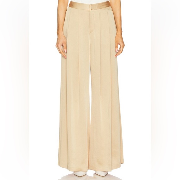 L'AGENCE Pants - L’agence Aubrie Mid Rise Wide Leg Pant in Latte